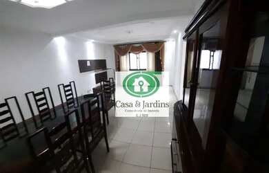 Imagem: A casa possui 3 Dormitórios, 3 Banheiros, 2 Vagas na garagem