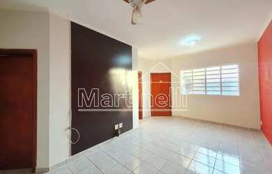 Imagem: A casa possui 2 Dormitórios, 2 Banheiros, 3 Vagas na garagem