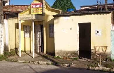 Imagem: A casa possui 2 Dormitórios, 2 Banheiros e está localizado