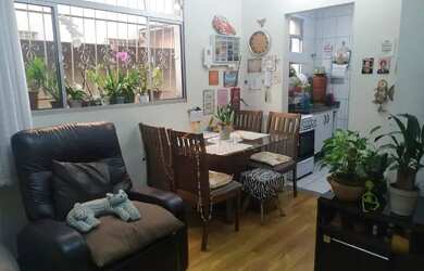 Imagem: O apartamento possui 2 Dormitórios, 1 Banheiro, 49m² de Área