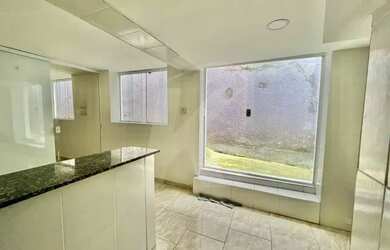 Imagem: A casa possui 2 Dormitórios, 1 Banheiro, 80m² de Área e