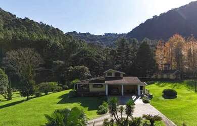 Imagem: A fazenda possui 212m² de Área e está localizado em Gramado