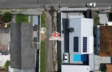 Imagem 9: Casa no Cj Aruanã de Esquina com 4 Suítes sendo uma no Subsolo/ piscina...