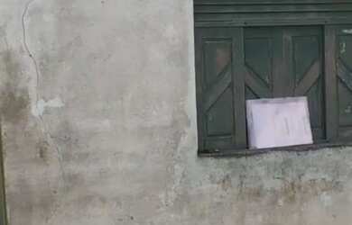 Imagem: A casa possui 2 Dormitórios, 1 Banheiro, 60m² de Área e