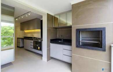 Imagem: O apartamento possui 4 Dormitórios, 4 Banheiros, 3 Vagas na