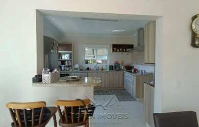 Imagem 8: Sobrado para venda tem 289 metros quadrados com 4 quartos em Tremembé...