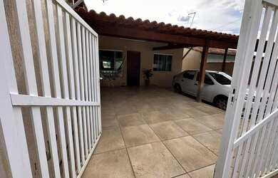 Imagem 2: Casa em Condomínio. Varanda, 2 Vagas na garageme2 Dormitórios