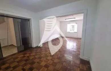 Imagem: O depósito possui 2 Vagas na garagem, 214m² de Área, Imóvel