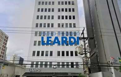 Imagem: O depósito possui 1 Vaga na garagem e 40m² de Área e está