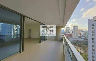 Imagem: O apartamento possui 4 Dormitórios, 5 Banheiros, 4 Vagas na