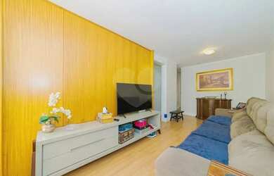 Imagem: O apartamento possui 3 Dormitórios, 2 Banheiros, 2 Vagas na