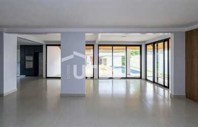 Imagem 4: Sobrado no Jardins Paris. Piscina, Churrasqueira, Ar-condicionadoe390m²...