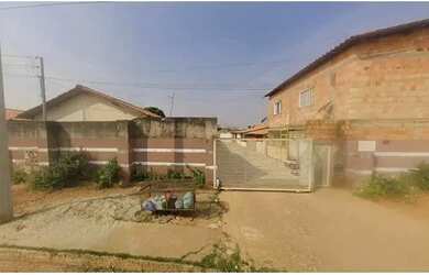 Imagem: A casa em condomínio possui 2 Dormitórios, 1 Banheiro, 100m²