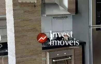 Imagem: A casa possui 4 Dormitórios, 3 Banheiros, 2 Vagas na garagem