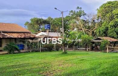 Imagem: A fazenda possui 220m² de Área e está localizado em Goiás