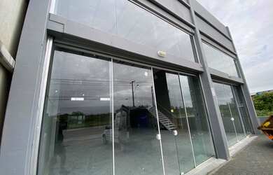 Imagem: O depósito possui 5 Vagas na garagem, 350m² de Área, Imóvel