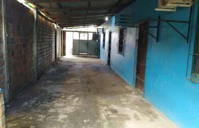 Imagem: A casa possui 5 Dormitórios, 5 Banheiros, 5 Vagas na garagem