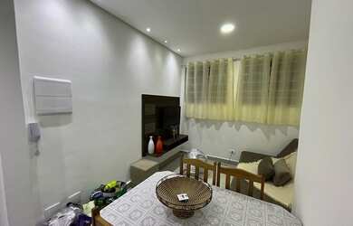 Imagem: O apartamento possui 2 Dormitórios, 2 Banheiros, 2 Vagas na