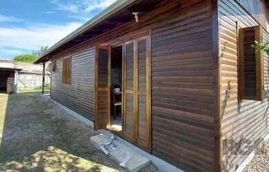 Imagem 1: Casa em Rondinha Do Meio. Churrasqueira, Varanda, 95m² de Áreae1 Vaga...