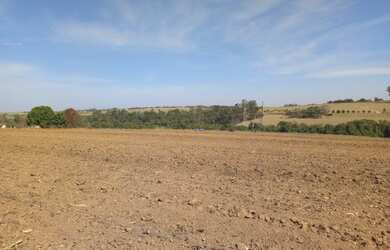 Imagem 2: Sítio á Venda 26.000 m ² em Artur Nogueira por R$ 399.000