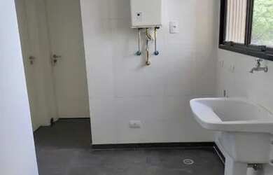 Imagem 4: Apartamento à venda em Vila Sônia com 244 m², 3 quartos, 3 suítes, 4 vagas