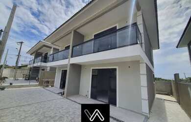 Imagem: A casa possui 2 Dormitórios, 2 Banheiros, 1 Vaga na garagem