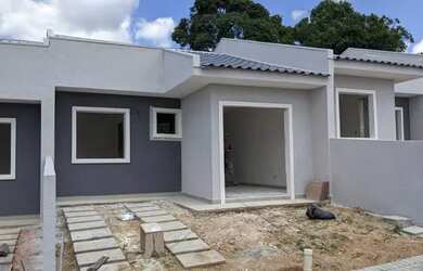 Imagem: A casa possui 2 Dormitórios, 1 Banheiro, 1 Vaga na garagem