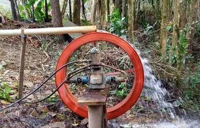 Imagem 10: Maravilhoso Sítio, muita água corrente, Roda D x27 água em Itatiaiuçu-MG