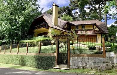 Imagem 1: CASA EM FRENTE AO LAGO NEGRO