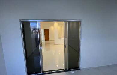 Imagem: O apartamento possui 3 Dormitórios, 4 Banheiros e 1 Vaga na