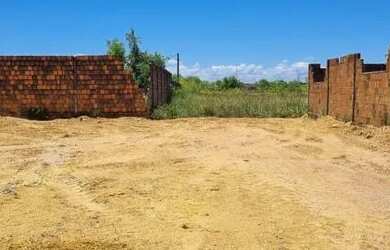 Imagem: O terreno possui 320m² de Área e está localizado em Marechal