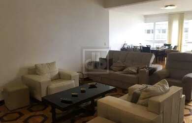 Imagem 8: Vistão mar, quadríssima, sol da manhã, 174m² de área no IPTU, living, 4 quartos com armári