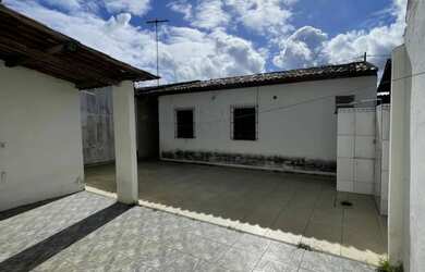 Imagem 3: EXCELENTE CASA NO BAIRRO TOMBA COMPOSTA DE 3/4 COM SUÍTE NO CONJUNTO...