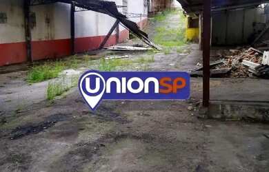 Imagem: O terreno possui 600m² de Área, Imóvel novo e está localizado