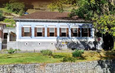 Imagem: A casa à venda possui 5 Dormitórios, 5 Banheiros, 5 Vagas