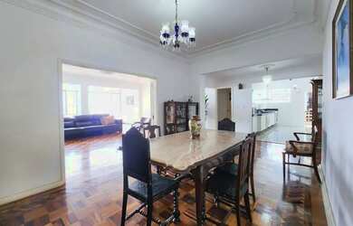 Imagem 3: 6 quartos, 400 metros, armários, portaria e linda vista!