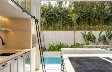 Imagem: A casa em condomínio possui 3 Dormitórios, 5 Banheiros, 3