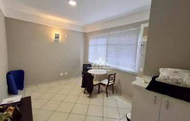 Imagem: O depósito para alugar possui 1 Vaga na garagem e 25m² de