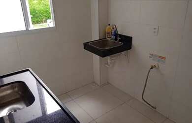 Imagem: O apartamento possui 2 Dormitórios, 1 Banheiro, 1 Vaga na garagem