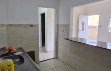 Imagem 5: Imóvel para aluguel possui 60 metros quadrados com 2 quartos em Vila...