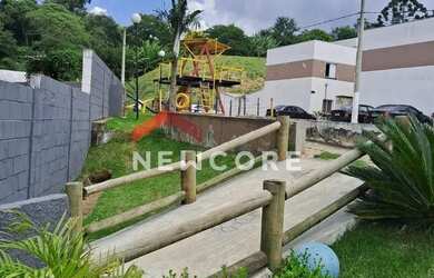 Imagem: A casa em condomínio possui 2 Dormitórios, 2 Banheiros, 1