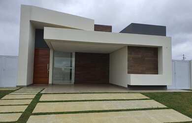 Imagem: A casa em condomínio possui 4 Dormitórios, 4 Banheiros, 2