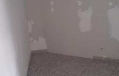 Imagem: O depósito possui 30m² de Área e está localizado em Campo