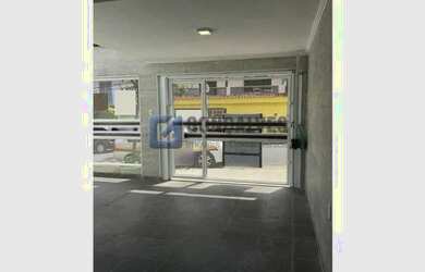 Imagem: A casa possui 3 Dormitórios, 3 Banheiros, 2 Vagas na garagem