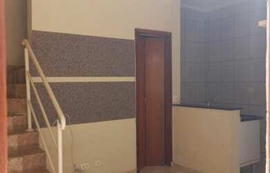 Imagem: A casa possui 1 Dormitório, 1 Banheiro, 50m² de Área e está