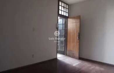 Imagem: O apartamento possui 2 Dormitórios, 1 Banheiro, 120-0m² de