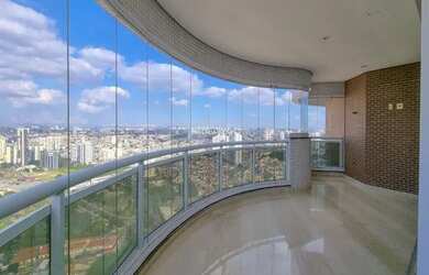 Imagem: O apartamento na cobertura possui 4 Dormitórios, 5 Banheiros