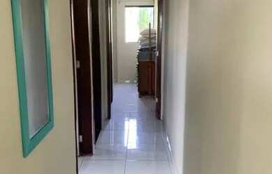 Imagem: A casa possui 2 Dormitórios, 2 Banheiros, 1 Vaga na garagem