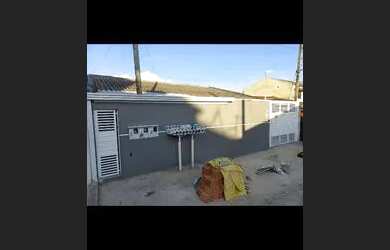 Imagem: A casa possui 2 Dormitórios, 1 Banheiro, 45m² de Área e