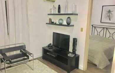 Imagem: O studio possui 1 Dormitório, 1 Banheiro, 1 Vaga na garagem